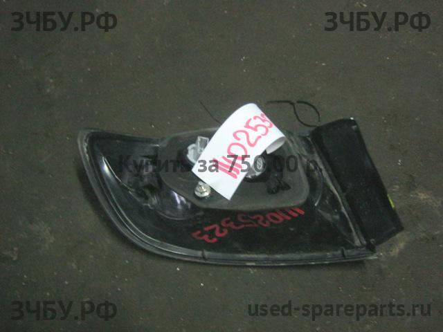 Mazda 3 [BK] Фонарь правый