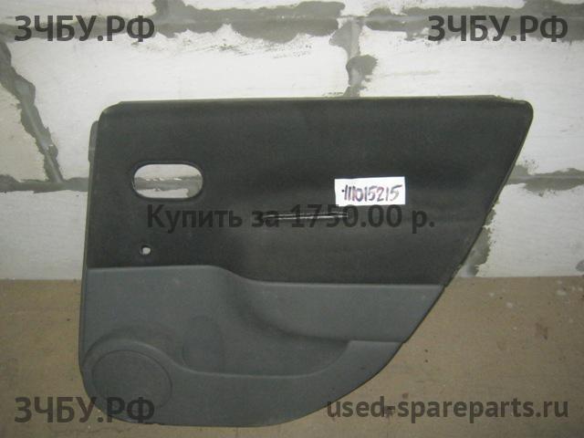 Renault Scenic 2 Обшивка двери задней правой