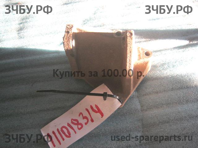 Nissan Almera 16 Кронштейн насоса гидроусилителя