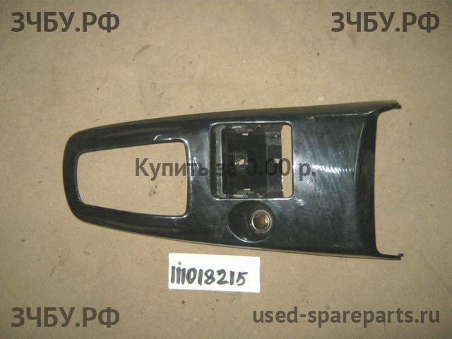 Mitsubishi Lancer 9 [CS/Classic] Накладка декоративная на кулису (консоль)