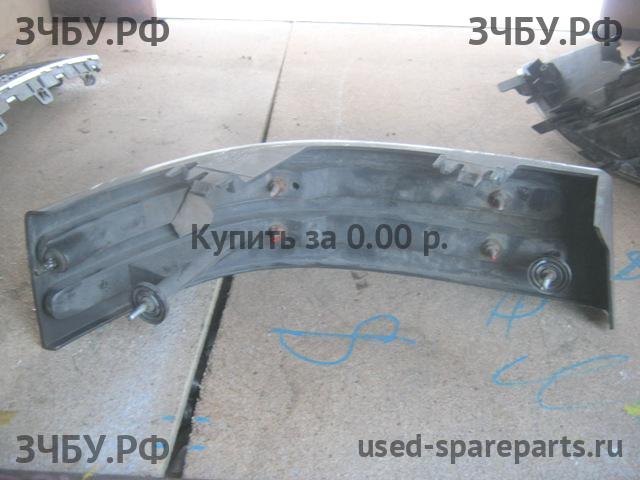 Dodge Intrepid 2 Фонарь правый
