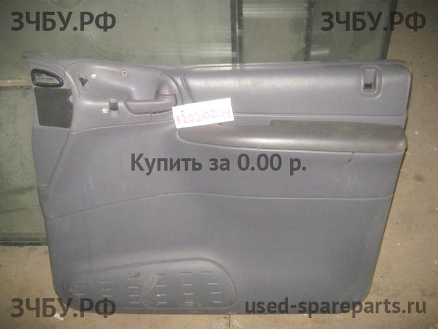 Chrysler Voyager/Caravan 3 Обшивка двери передней правой