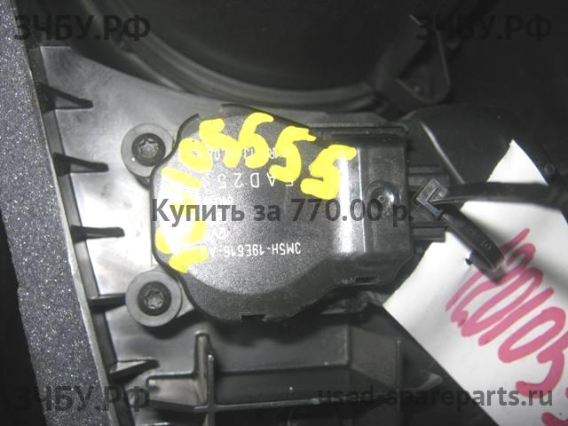 Ford Focus ST (2) (рест.) Моторчик заслонки печки