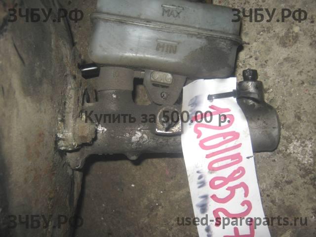 Subaru Legacy 2 (B11) Цилиндр тормозной главный