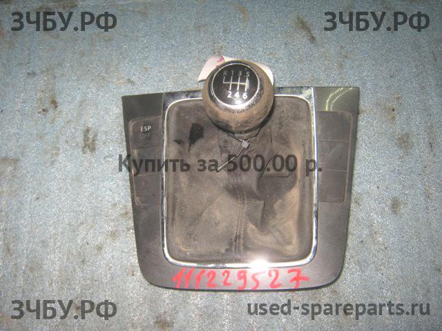 Volkswagen Passat B6 Наконечник ручки кулисы КПП