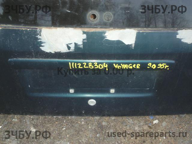 Chrysler Voyager/Caravan 2 Накладка на дверь багажника