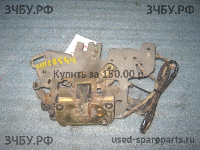 Chrysler Voyager/Caravan 3 Замок двери задней правой