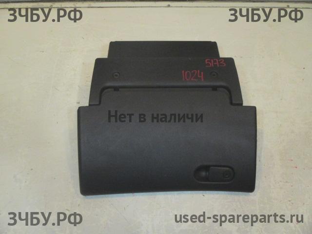 Opel Vectra B Бардачок