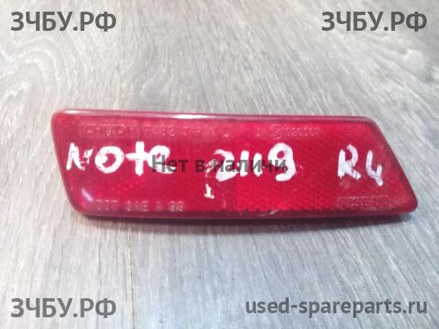 Nissan Note 1 (E11) Отражатель в бампер левый