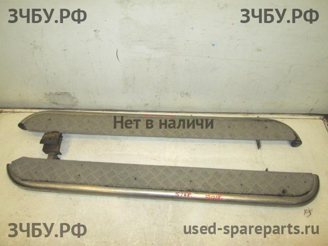 Ford Maverick 2 Подножка