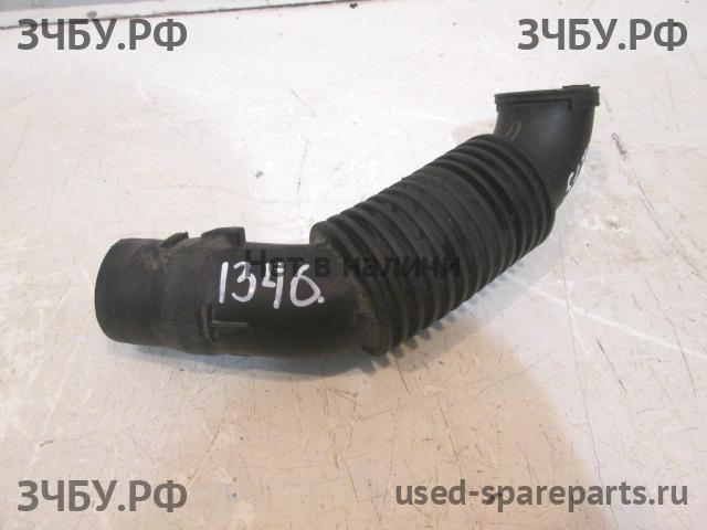 Peugeot 206 Патрубок радиатора