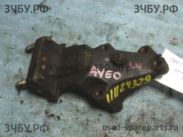Chevrolet Aveo 1 (T200) Кронштейн крепления ДВС