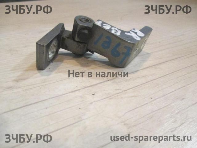 Audi A6 [C5] Петля двери задней правой