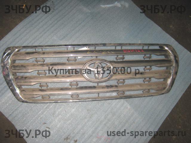 Toyota Land Cruiser 200 Решетка радиатора