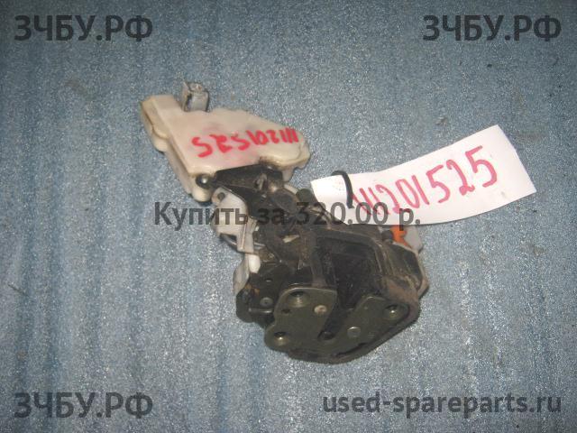Nissan Primera P10 Замок двери задней правой