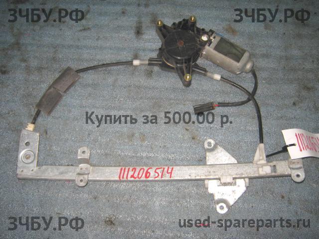 Nissan Primera P10 Стеклоподъёмник электрический задний левый