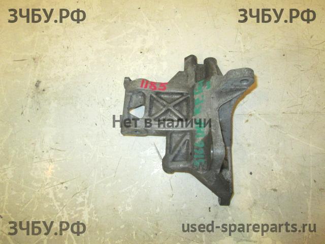 Subaru Impreza 3 (G12) Кронштейн генератора