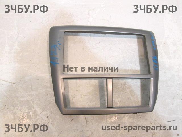 Subaru Impreza 3 (G12) Накладка декоративная на торпедо