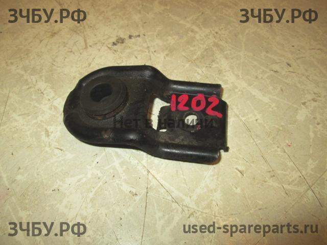 Subaru Impreza 3 (G12) Кронштейн радиатора