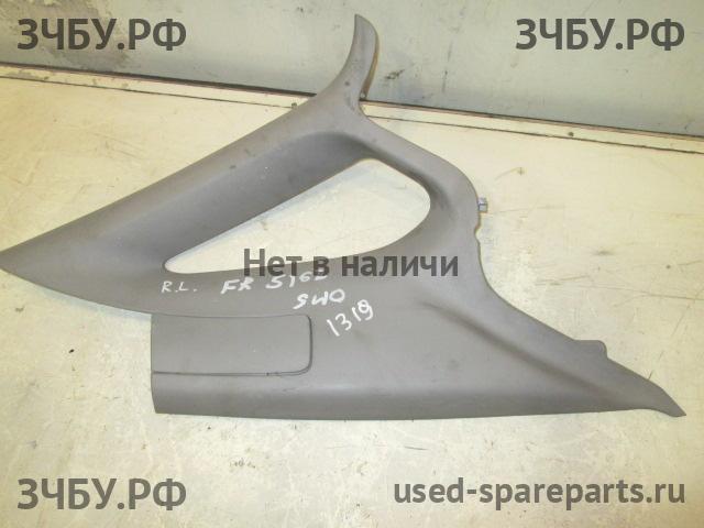 Volvo S40 (1) Накладка стойки задней левой
