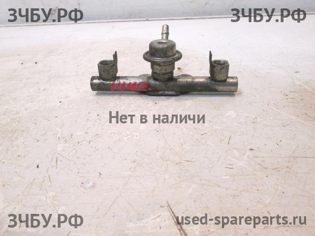 Subaru Impreza 3 (G12) Рейка топливная (рампа)