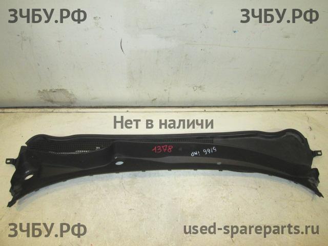 Subaru Impreza 3 (G12) Решетка стеклоочистителя (Дефлектор водостока)