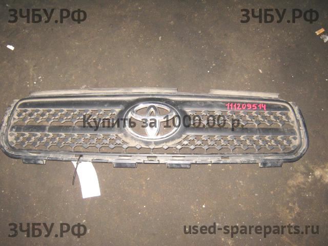Toyota RAV 4 (3) Решетка радиатора