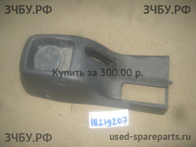 Chevrolet Lanos/Сhance Консоль между сиденьями (Подлокотник)