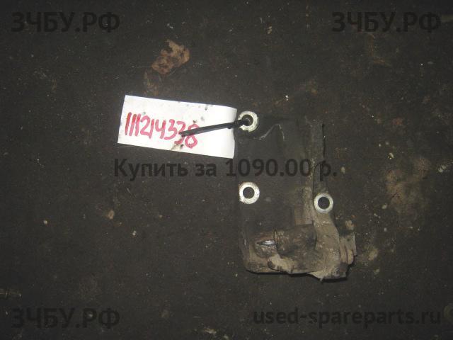 Volvo 460 Кронштейн