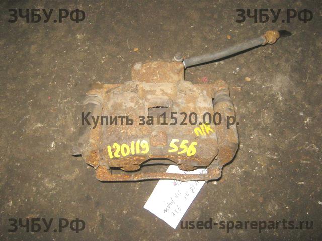 Subaru Legacy 2 (B11) Суппорт передний правый (в сборе со скобой)