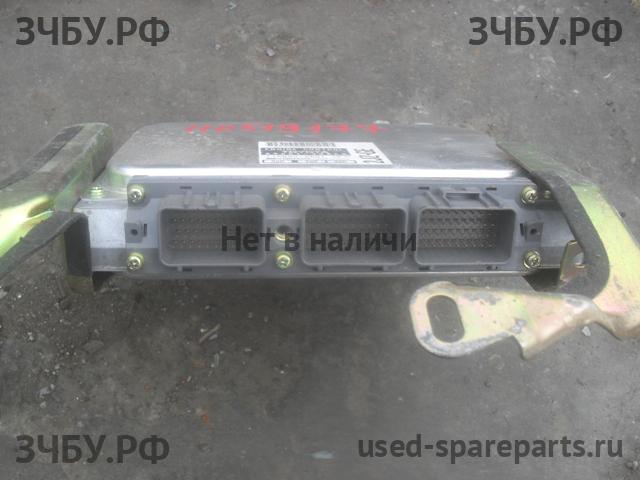Lexus GS (1) 300 Блок управления двигателем