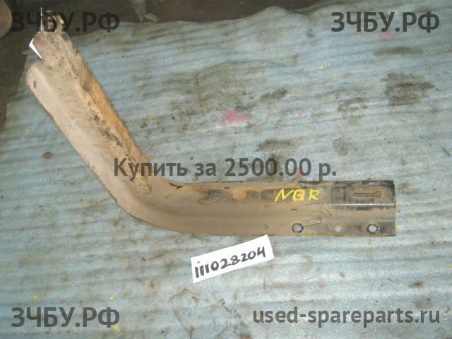 Isuzu NQR 71P Кронштейн