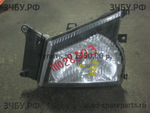 Isuzu NQR 71P Фара левая
