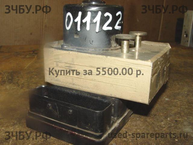 Volvo XC-90 (1) Блок ABS (насос)