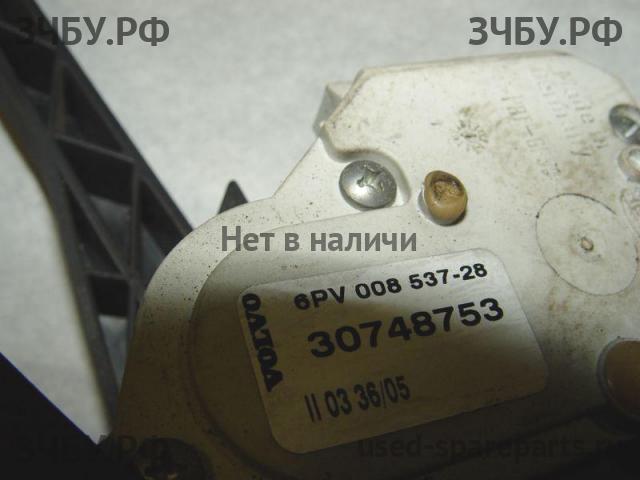 Volvo XC-90 (1) Педаль газа