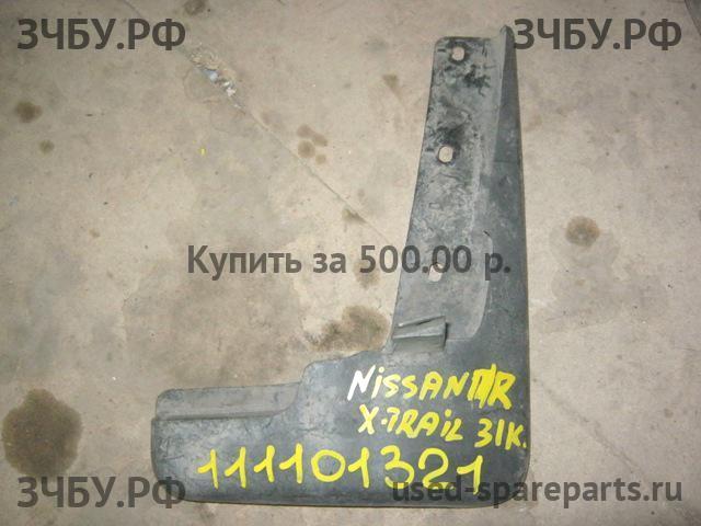 Nissan X-Trail 2 (T31) Брызговик передний правый